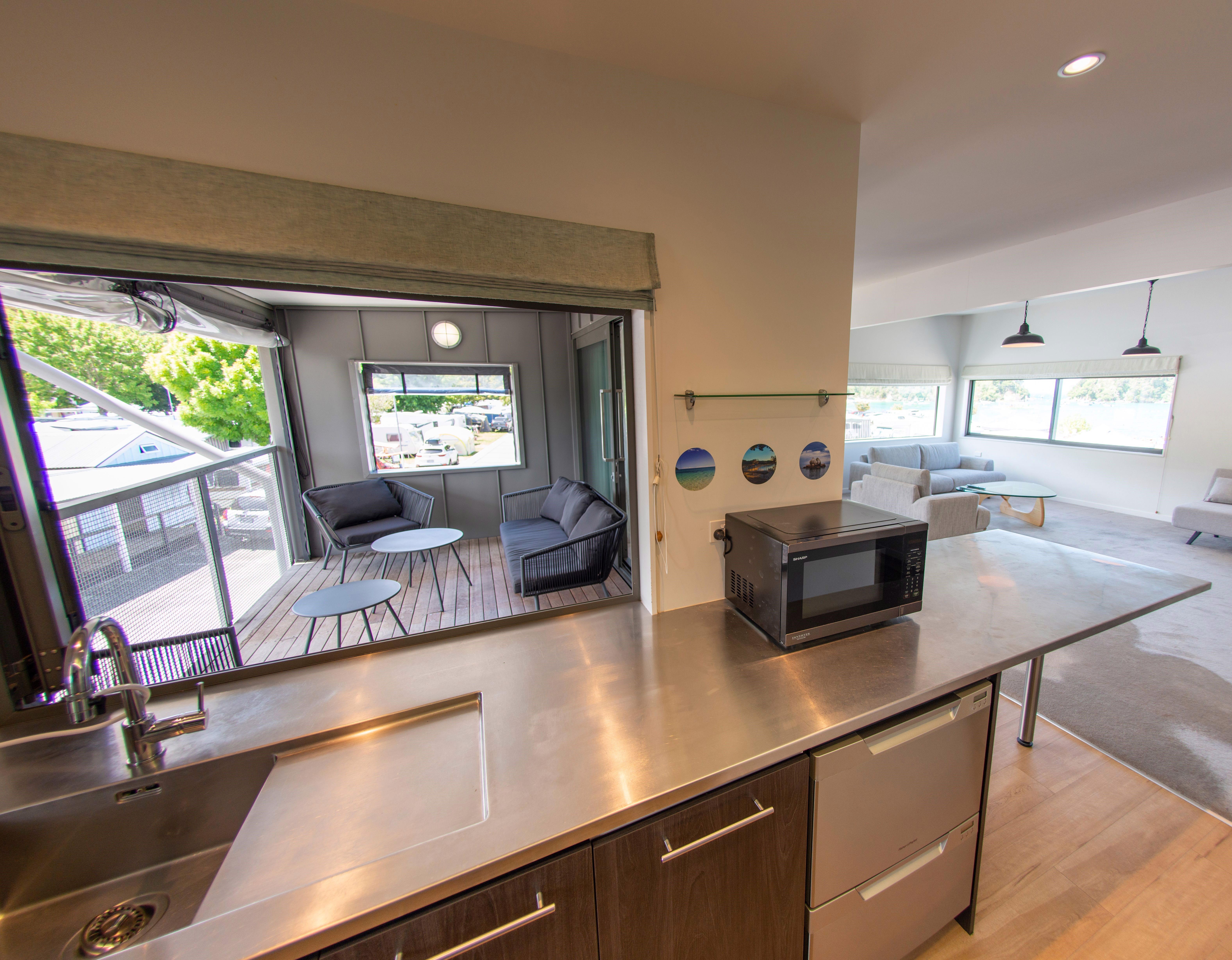 beachviewkitchen-2