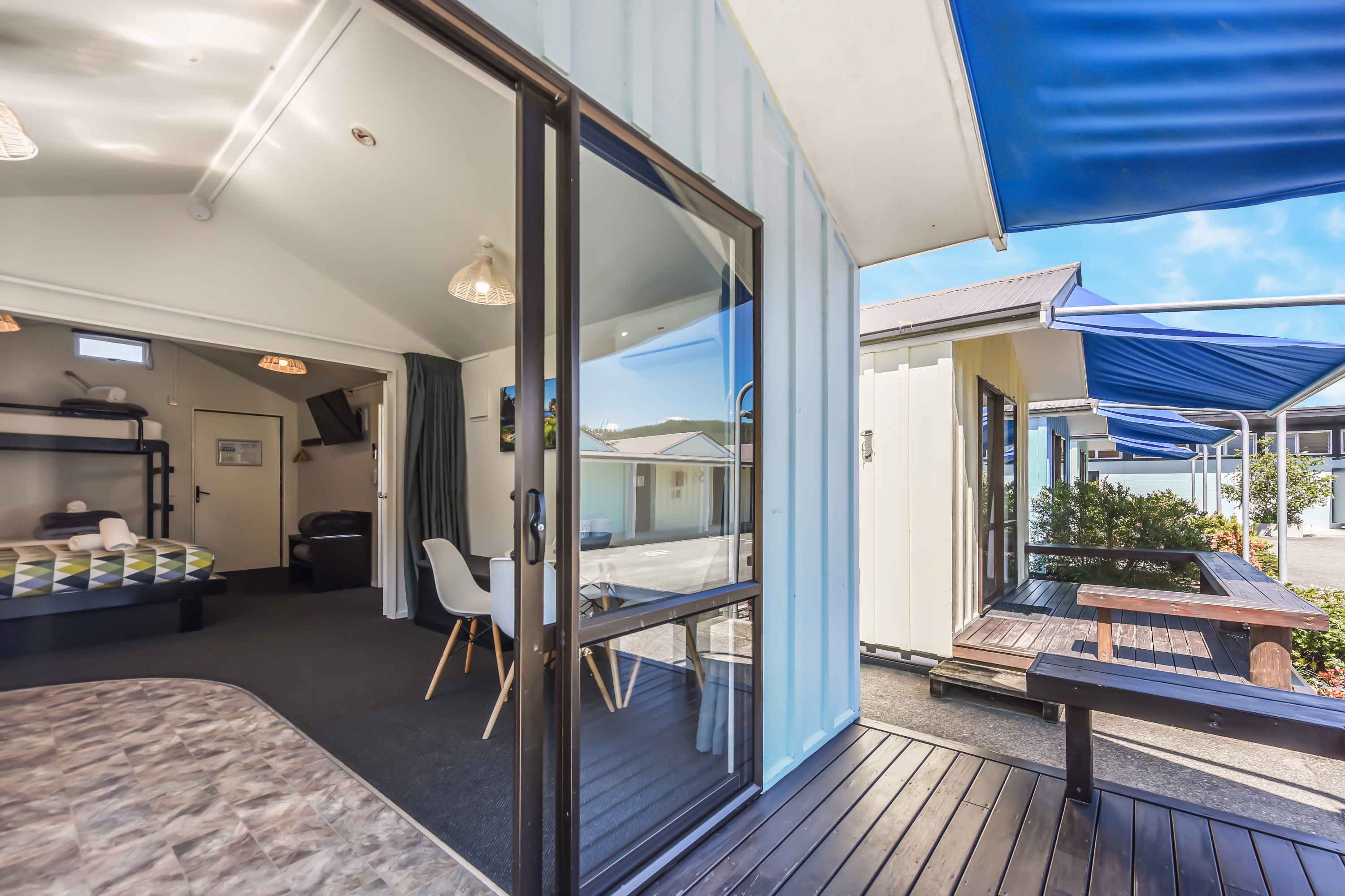 ensuite-cabins-new-refurb-15