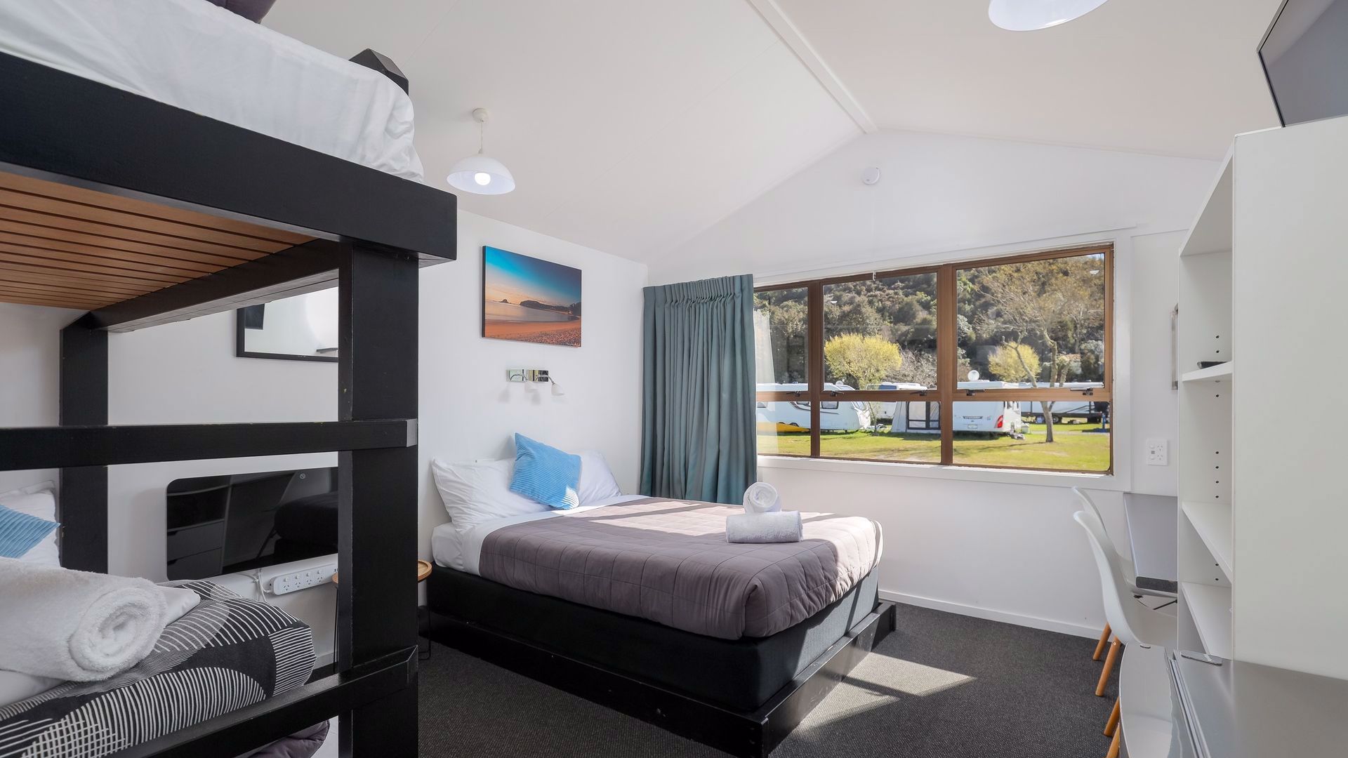 kaiteriteri-cabins-4-berth